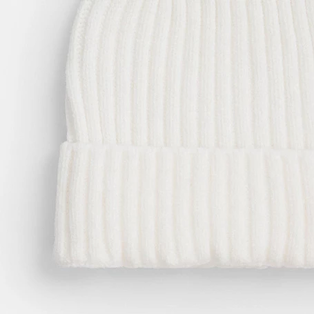 Шапка Laconi, молочно-белая