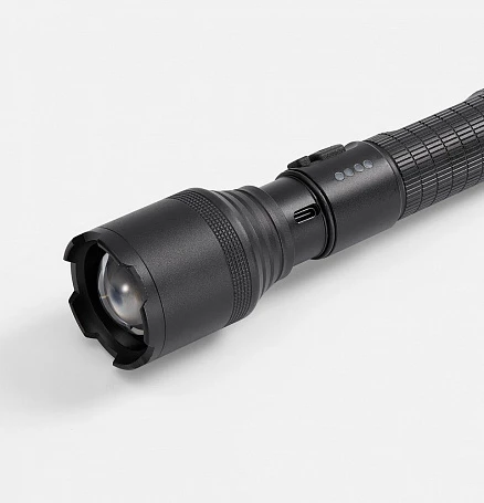 Фонарь аккумуляторный с фокусировкой луча FarSee, черный