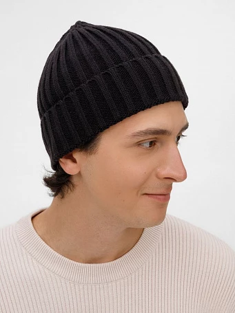 Шапка Faculty, черная